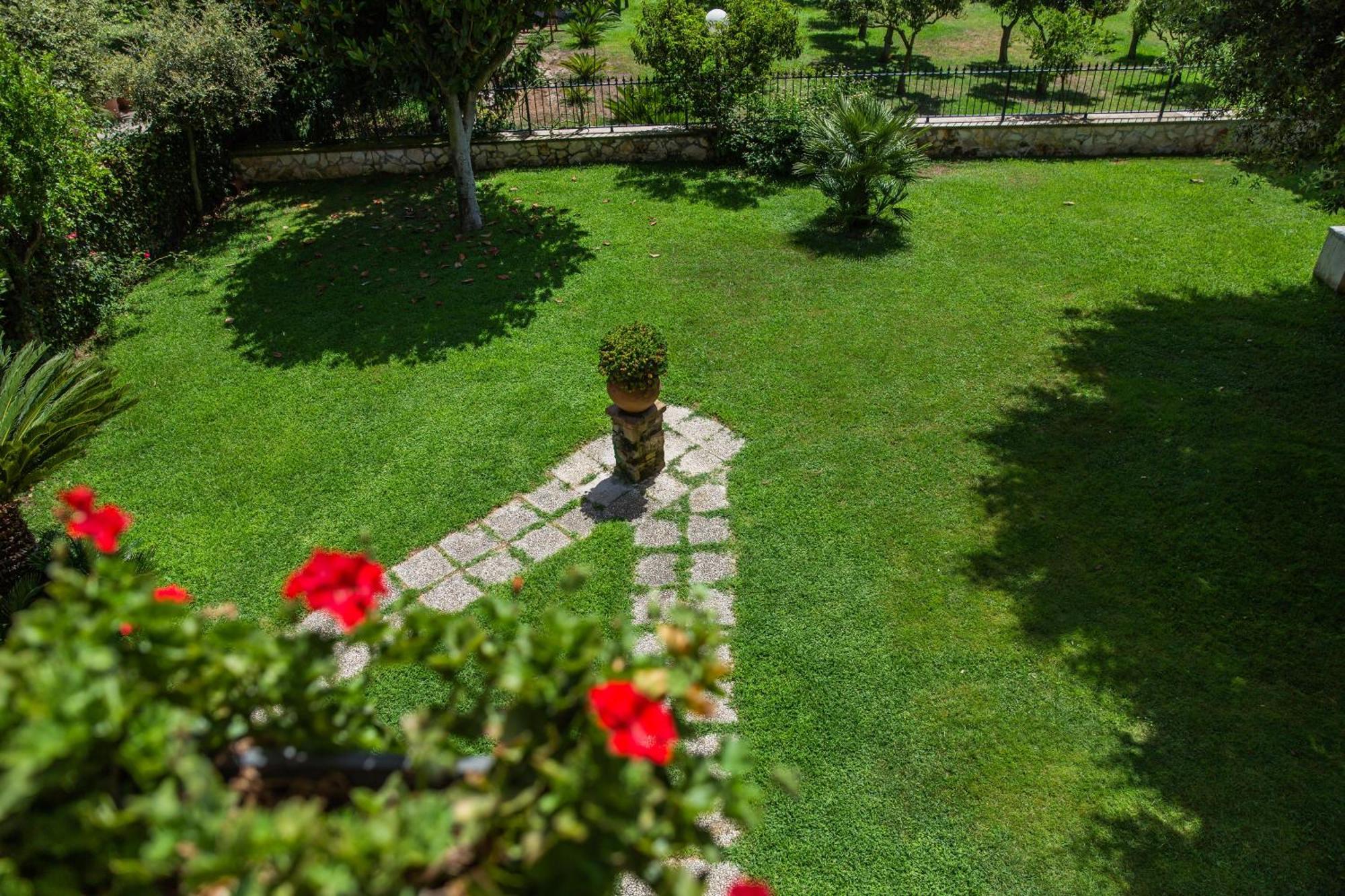 I Lecci Guesthouse San Felice Circeo Zewnętrze zdjęcie